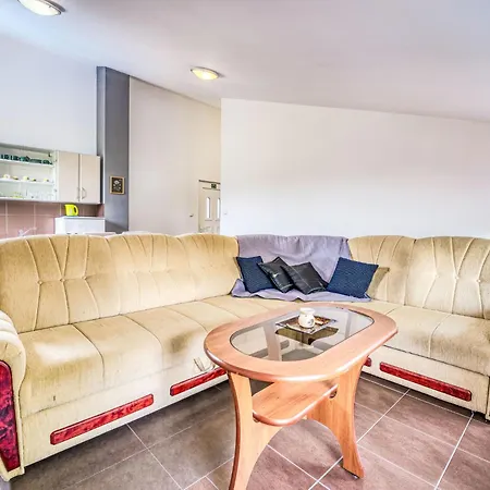 Holiday home Radmila - Mlk137 By Interhome *
